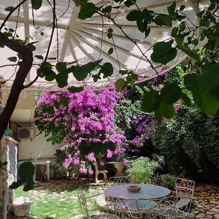 Vatican Fairytale Garden Rome Buitenkant foto