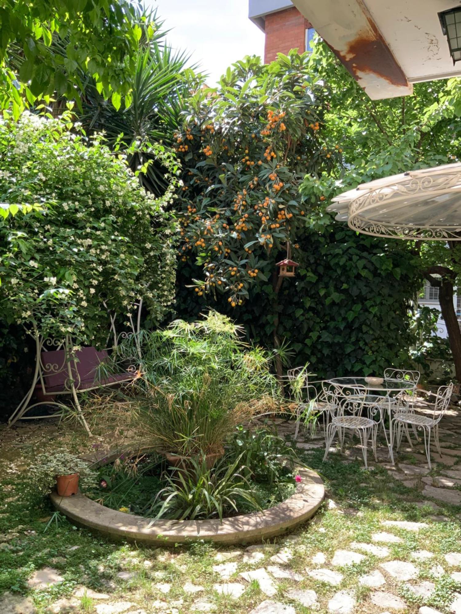 Vatican Fairytale Garden Rome Buitenkant foto